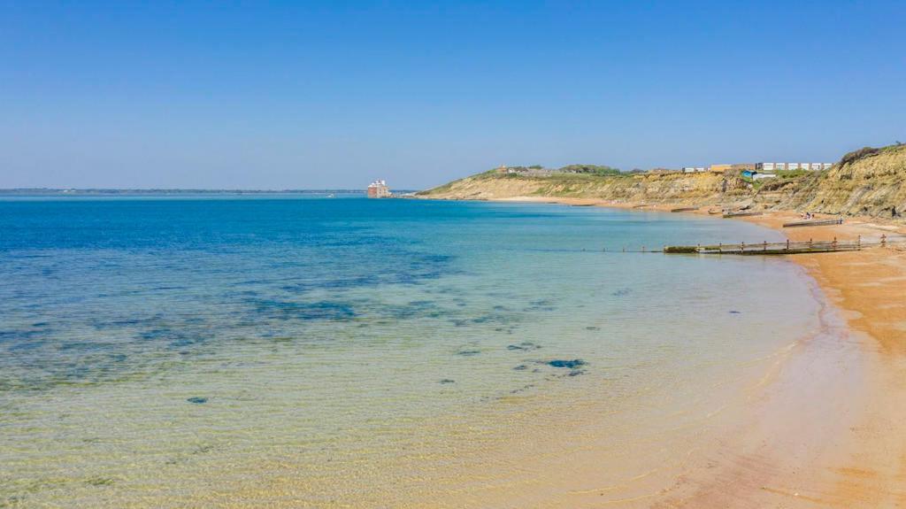 Beau - Brambles Chine, Colwell Bay - 5 Star Wifi - Short Walk To The Hut And Beach - 1 Night Stays Available - Ferry Offers فريشووتر المظهر الخارجي الصورة